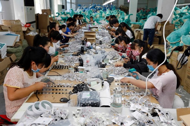Báo Pháp: Trung Quốc dùng tiền mua kiến thức và ảnh hưởng