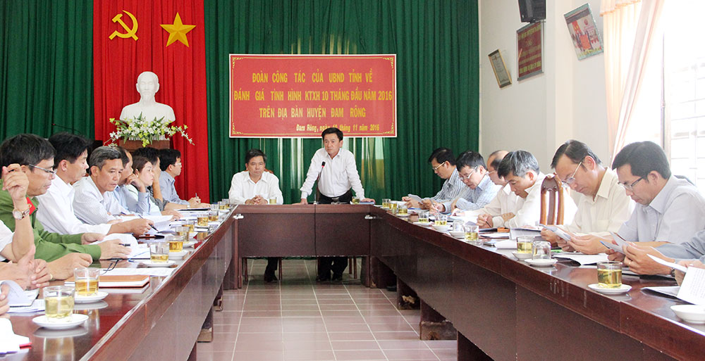 Quyết liệt hơn nữa trong công tác quản lý bảo vệ rừng
