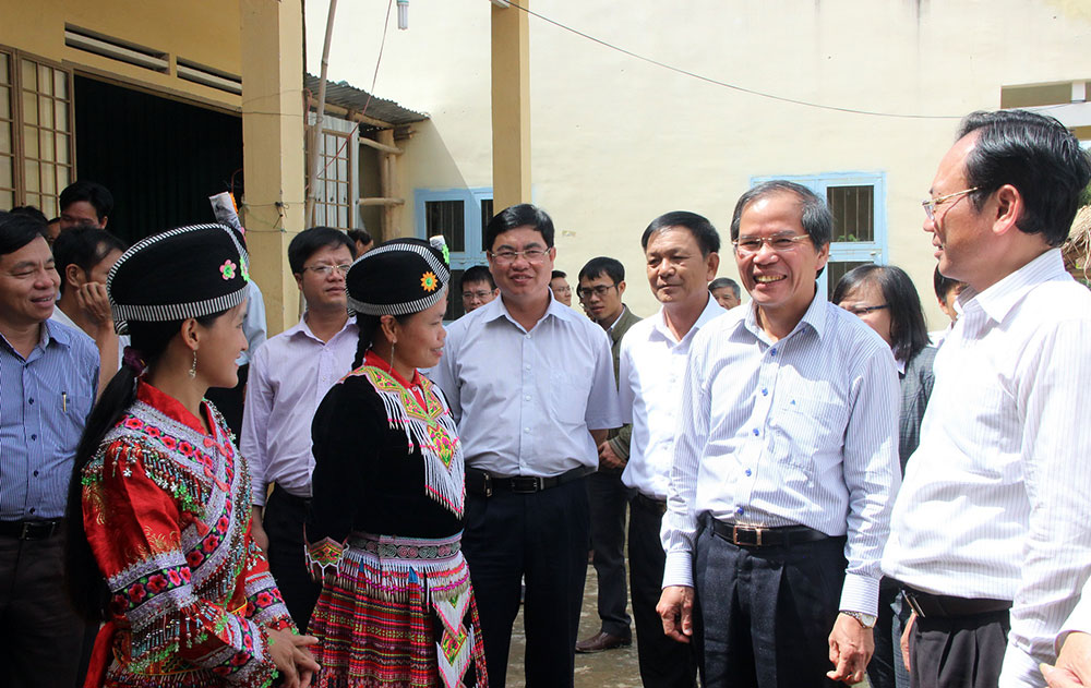 Vững chắc &quot;nhịp cầu&quot; nối Đảng với bà con