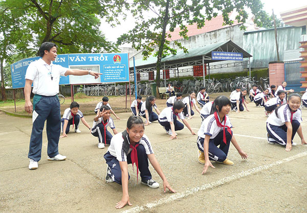 Phát huy dân chủ cơ sở trong trường học ở Ðạ Tẻh
