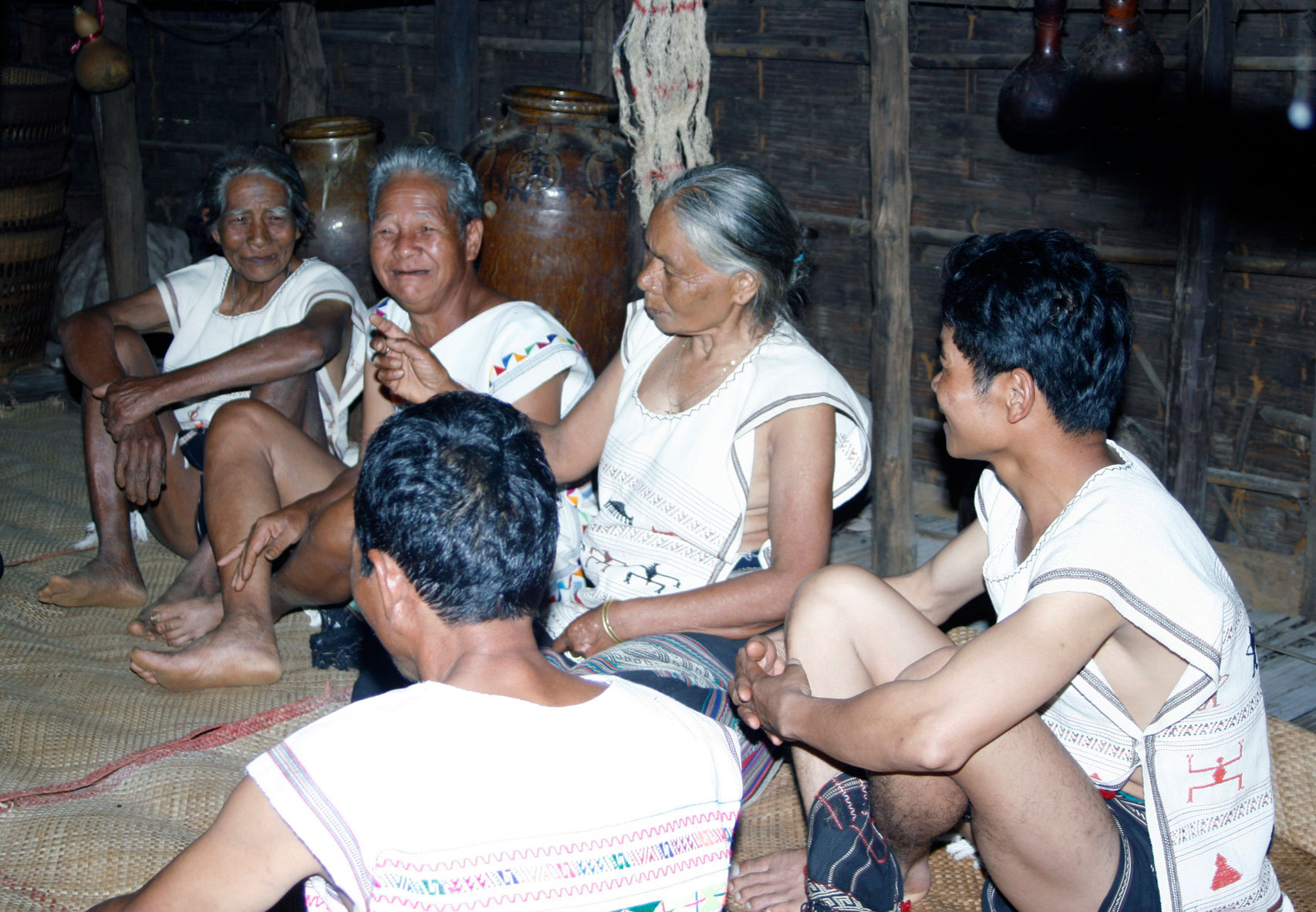 Gia đình truyền thống của người Mạ