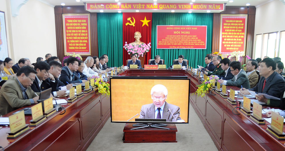 Hội nghị toàn quốc quán triệt Nghị quyết Trung ương 4 (khóa XII)