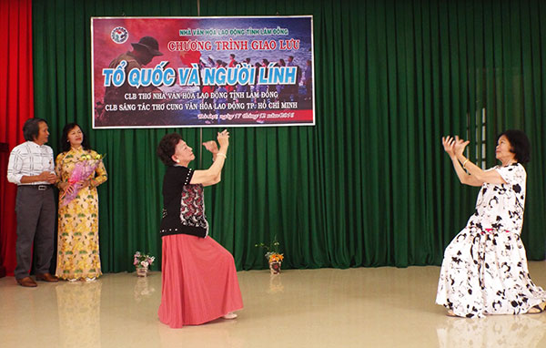 Giao lưu thơ - nhạc "Tổ quốc và người lính"