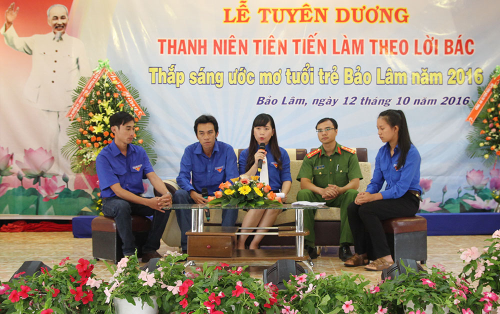 Làm theo Bác trong từng việc cụ thể