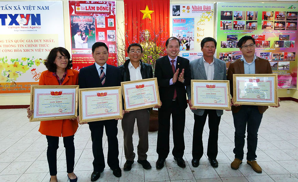 Bế mạc Hội Báo Xuân Đinh Dậu - 2017