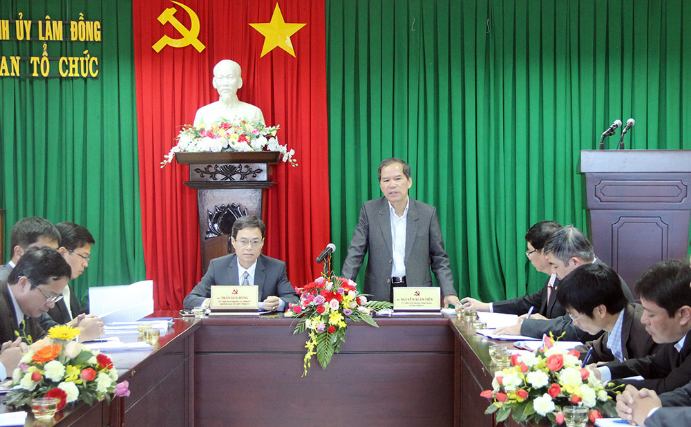 Thận trọng, công tâm, công khai, minh bạch trong việc đào tạo và quy hoạch cán bộ
