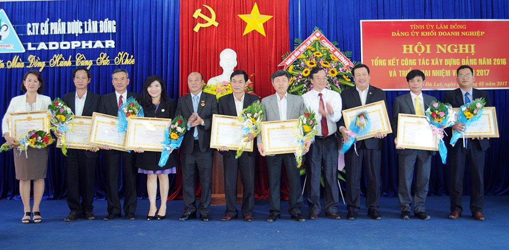 Tổng kết công tác xây dựng Đảng năm 2016