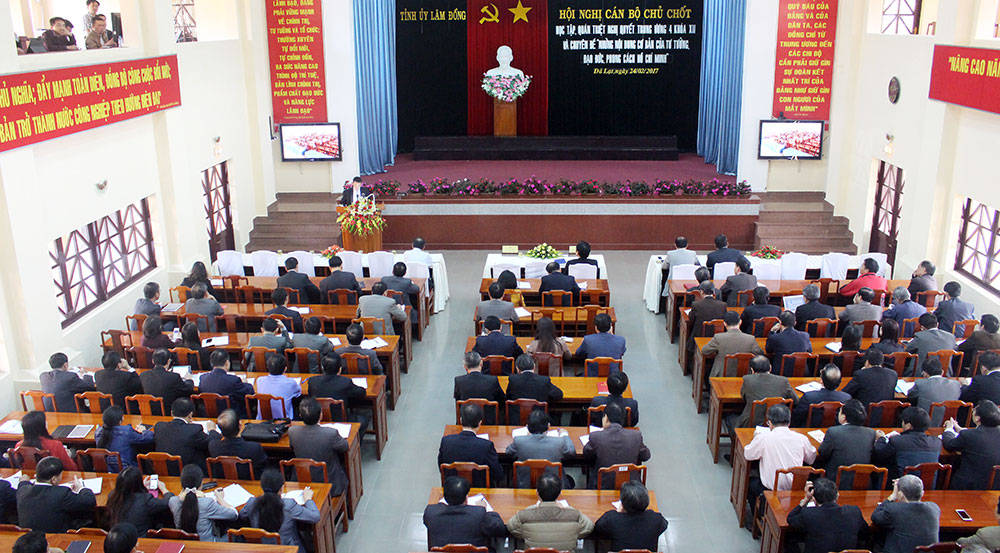 Hội nghị trực tuyến cán bộ chủ chốt học tập, quán triệt Nghị quyết TW 4 khóa XII