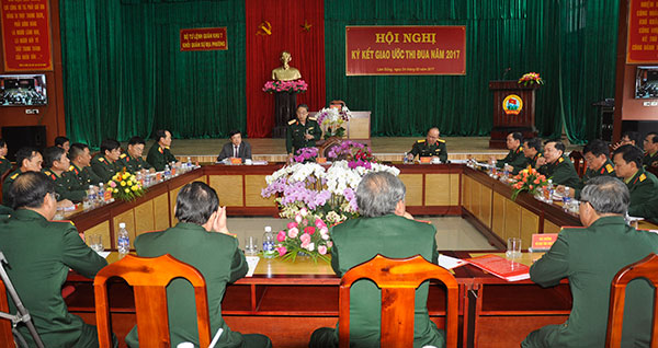 Khối quân sự địa phương Quân khu 7 ký kết giao ước thi đua