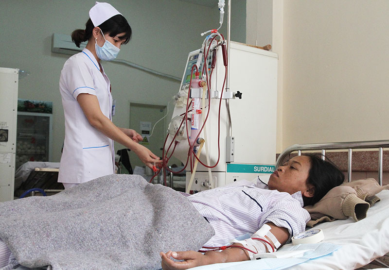 Tăng cường nghiên cứu khoa học, nâng cao chất lượng điều trị
