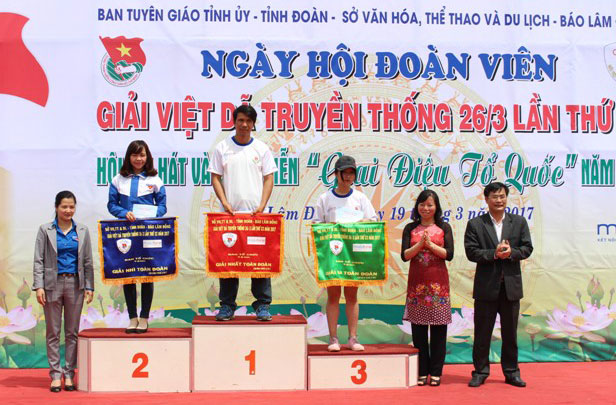 Tưng bừng "Ngày hội đoàn viên"
