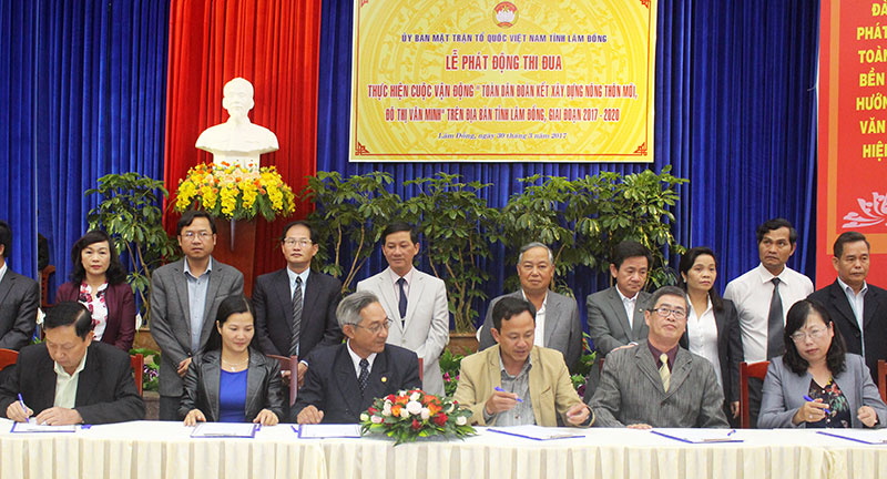 Phát động thi đua &quot;Toàn dân đoàn kết xây dựng nông thôn mới, đô thị văn minh&quot; giai đoạn 2017 - 2020