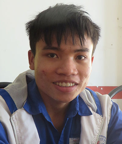 Cậu học trò K'Ho đam mê ngoại ngữ
