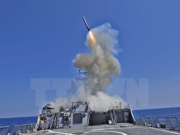 Ông Trump lần đầu lên tiếng sau vụ bắn hàng chục tên lửa vào Syria