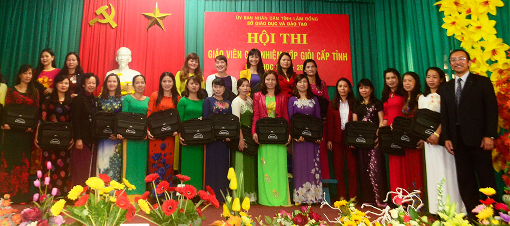 Lần đầu tiên tổ chức hội thi giáo viên chủ nhiệm giỏi