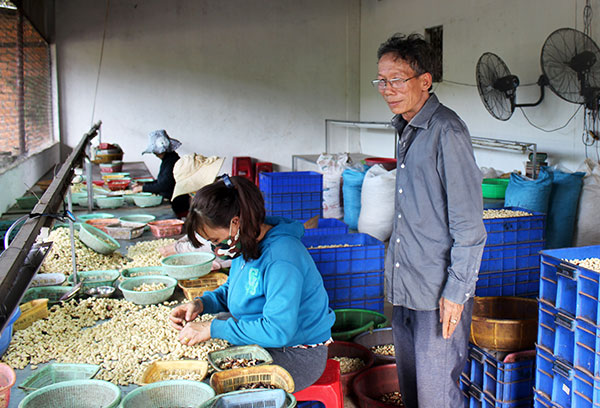 Ông chủ nhiệm trong vùng sâu Cát Tiên