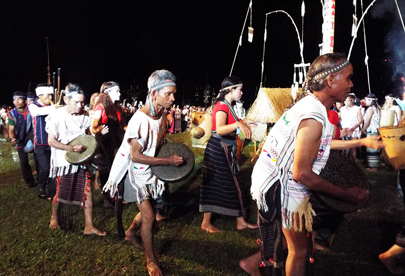 Cồng chiêng ngân mãi đến muôn sau