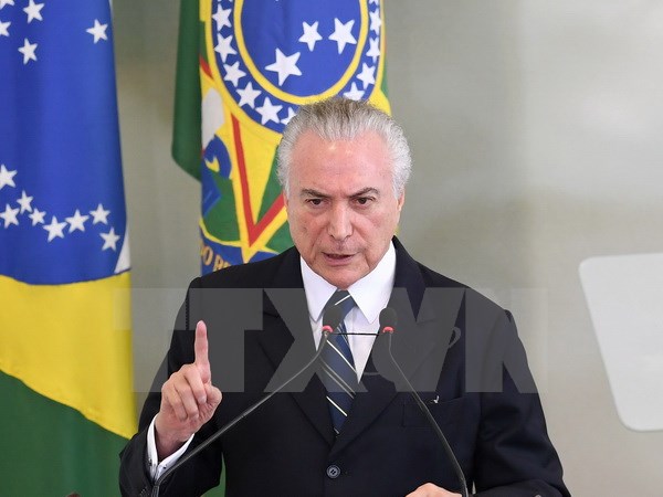 Quốc hội Brazil đang cân nhắc tiến hành tổng tuyển cử sớm