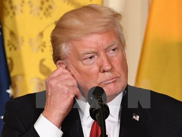 Tổng thống Donald Trump phủ nhận chia sẻ thông tin mật cho Nga