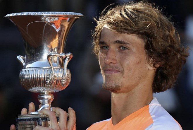 Hạ gục Djokovic, Alexander Zverev lần đầu vô địch Rome Masters