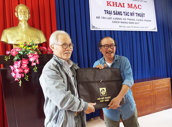 Khai mạc trại sáng tác mỹ thuật về đề tài lực lượng vũ trang và chiến tranh cách mạng tại Đà Lạt