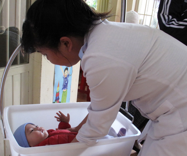 Kiểm soát mất cân bằng giới tính khi sinh