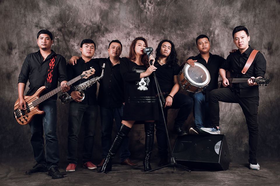 LEGO band - &quot;Đánh thức giấc mơ&quot; phố núi