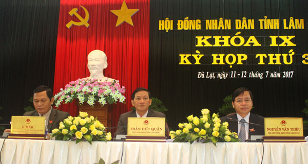 Chủ trì kỳ họp thứ 3, HĐND tỉnh khóa IX