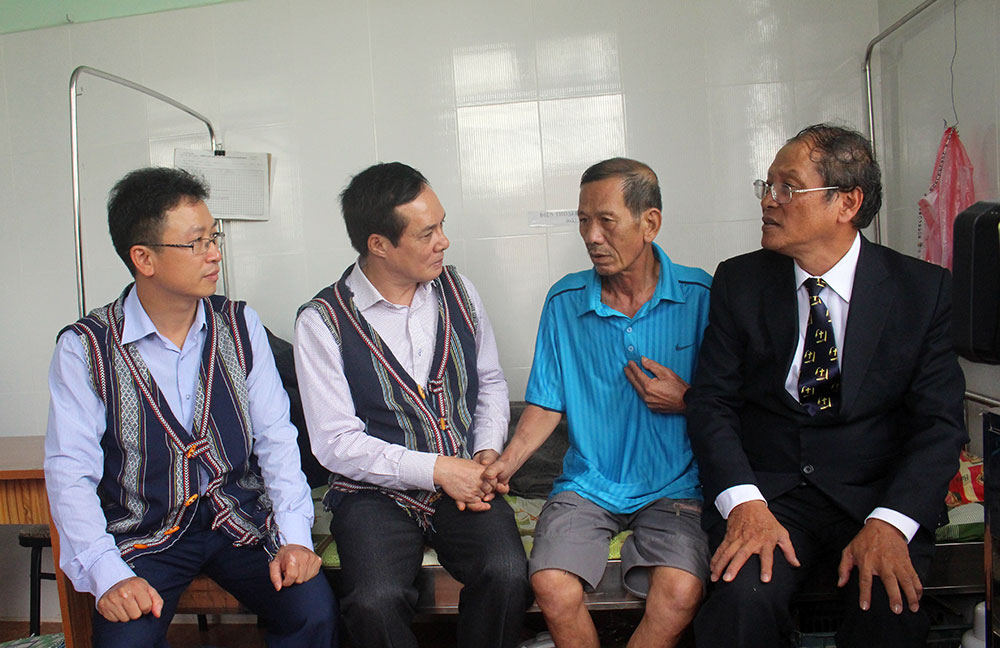 Ðiểm tựa của người cao tuổi