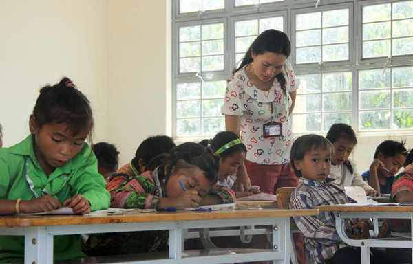 Đam Rông: Trên 13.000 học sinh ra lớp đầu năm