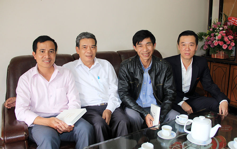 Nhà báo Lê Hồng Văn và thơ văn trước đời