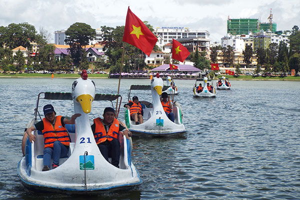 Cạnh tranh về đích