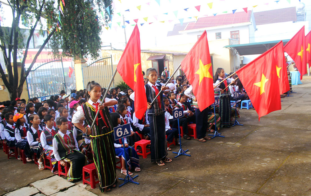Tiếp tục phát triển giáo dục theo hướng đổi mới căn bản, toàn diện