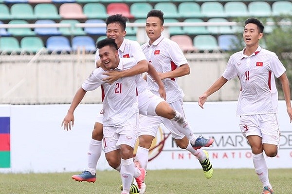 Thắng đậm U18 Indonesia, U18 Việt Nam giữ vững chắc ngôi đầu bảng B