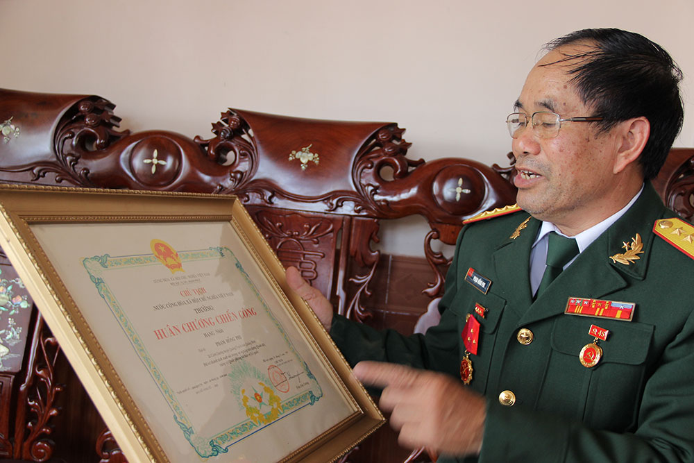 &quot;45 năm đời tôi có Ðảng&quot;