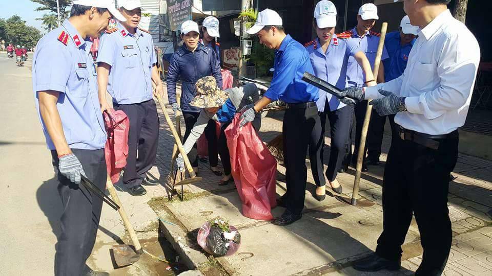 Lâm Hà: Hơn 900 cán bộ, đoàn viên, nhân dân tham gia chương trình làm cho thế giới sạch hơn