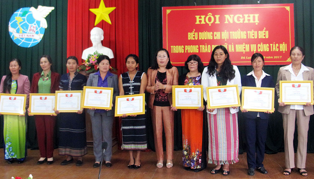 Hội thảo đánh giá mô hình tập hợp thu hút hội viên phụ nữ