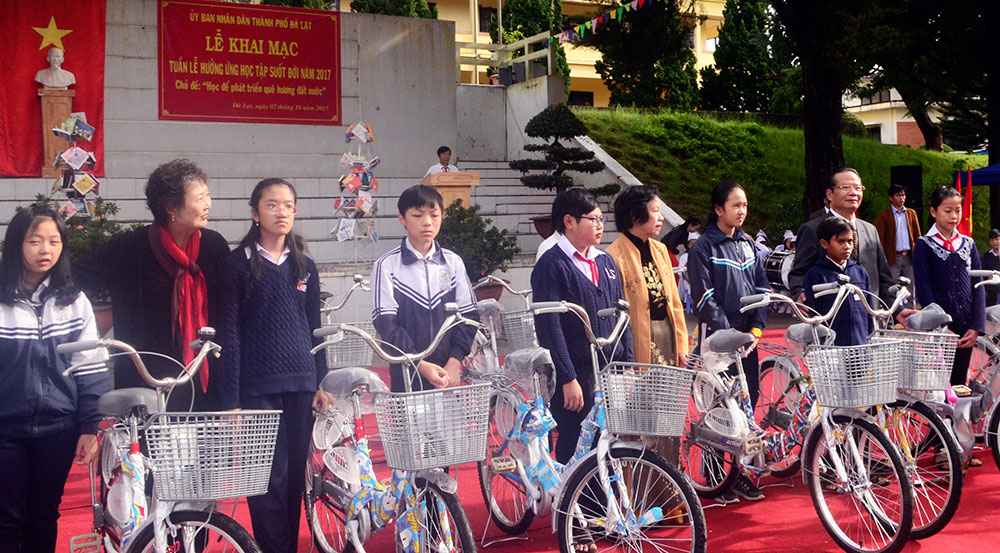 Học tập để phát triển quê hương đất nước