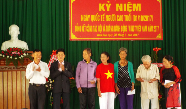 Phát huy vai trò "Tuổi cao - gương sáng"