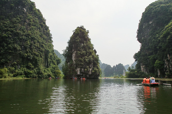 Khám phá quần thể du lịch Tam Cốc - Tràng An