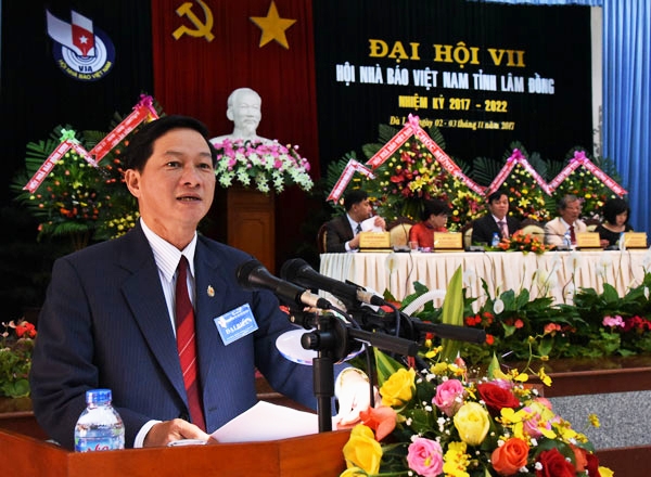 Đồng chí Trần Đức Quận-Phó Bí thư Tỉnh ủy, Chủ tịch HĐND tỉnh phát biểu chỉ đạo Đại hội