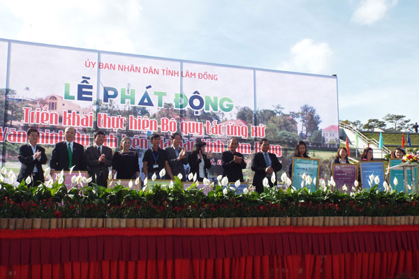 Phát động triển khai thực hiện Bộ Quy tắc ứng xử văn minh du lịch
