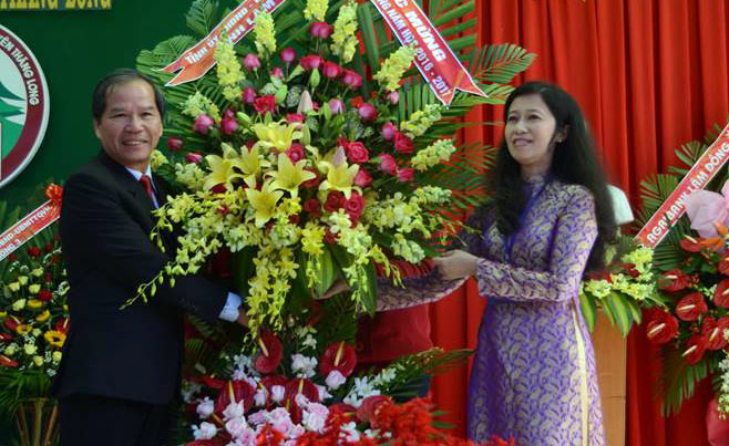 Ðể trường học thật sự là &quot;ngôi nhà&quot; thứ hai của thầy và trò