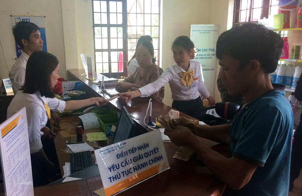 Bưu điện Đam Rông: Triển khai dịch vụ tiếp nhận hồ sơ, trả kết quả giải quyết thủ tục hành chính