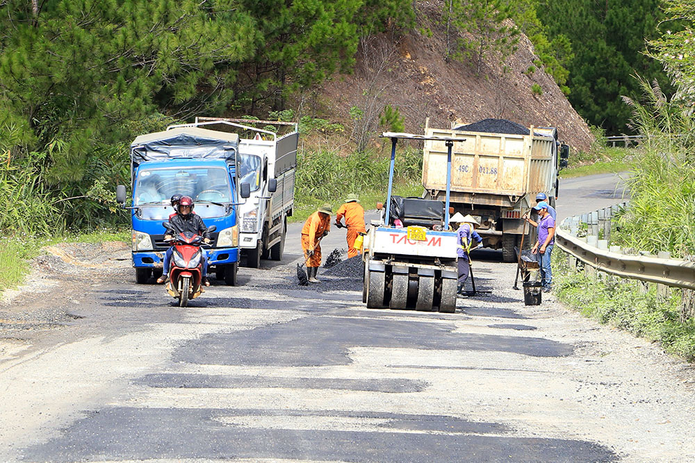 Sửa chữa đường đèo Mimosa xong trước ngày 20/12