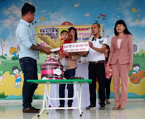 Hơn 40 triệu đồng đến với bé gái 3 tuổi bị ung thư buồng trứng