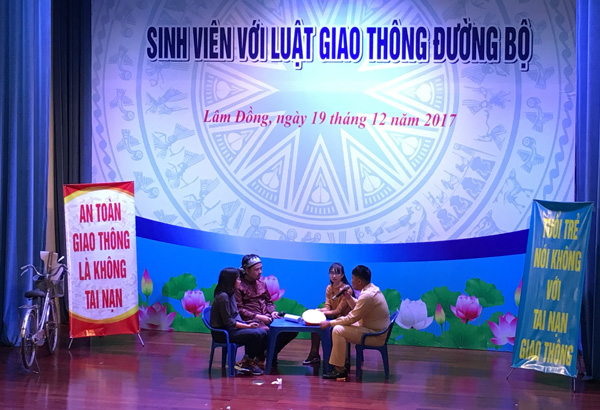 Cao đẳng Sư phạm Đà Lạt đoạt giải nhất Hội thi "Sinh viên với Luật Giao thông đường bộ" năm 2017