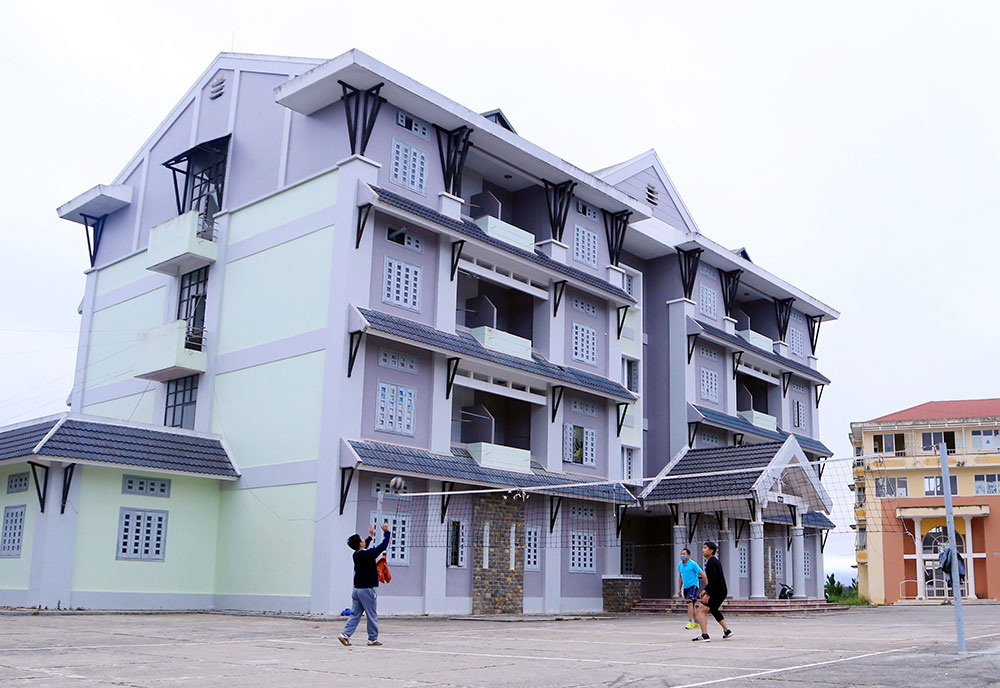Chăm lo nhà ở cho mọi người