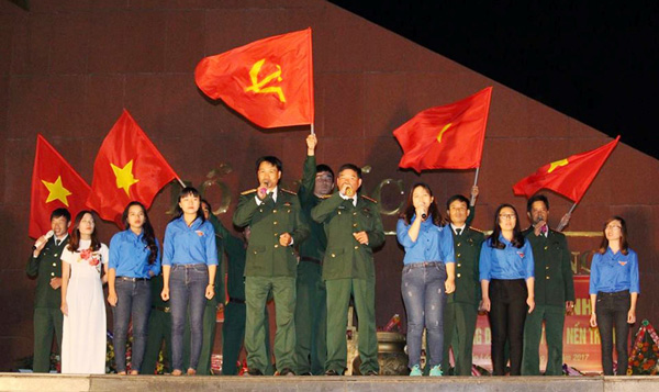 Chương trình văn nghệ tri ân các anh hùng liệt sĩ