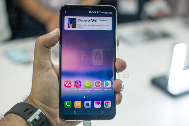 LG bắt đầu cập nhật Android Oreo cho dòng điện thoại V30